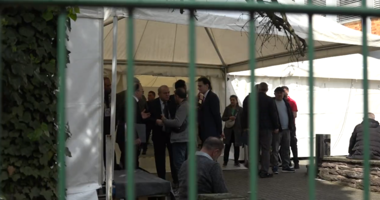 Observers report attempts at electoral fraud in Turkish consulates in Germany