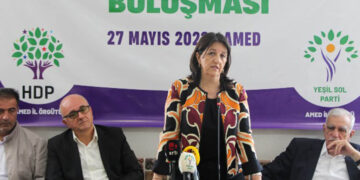 Vote, and safeguard ballot boxes: Kurdish opposition meets with regional dignitaries