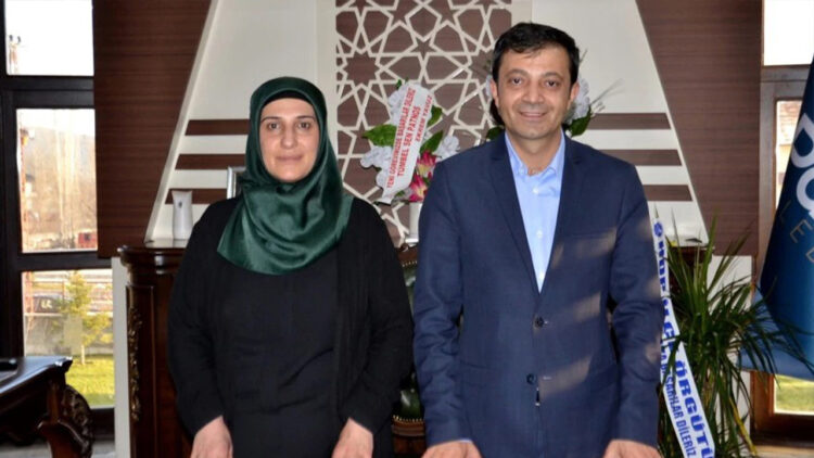 Kurdish mayors detained in Turkey