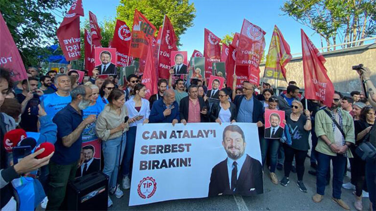 Turkish constitutional lawyer: Detained MP’s release constitutional requirement, not up for debate