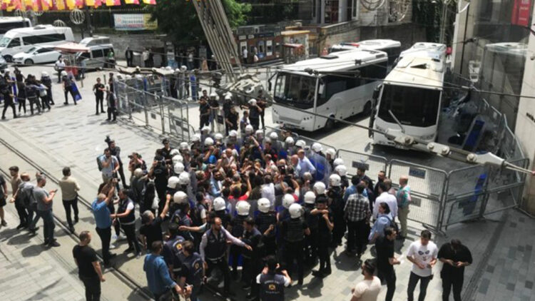 Turkish police continue unconstitutional ban on protests by Saturday Mothers for tenth consecutive week