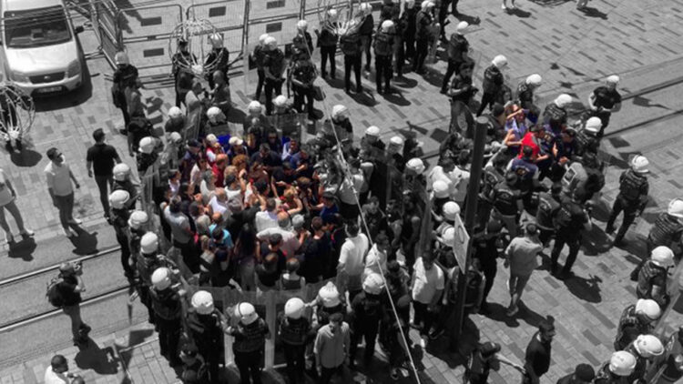 Turkey: Saturday Mothers vow to persist despite consecutive police suppression