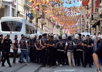Turkish police continue crackdown on Saturday Mothers protest, detaining activists