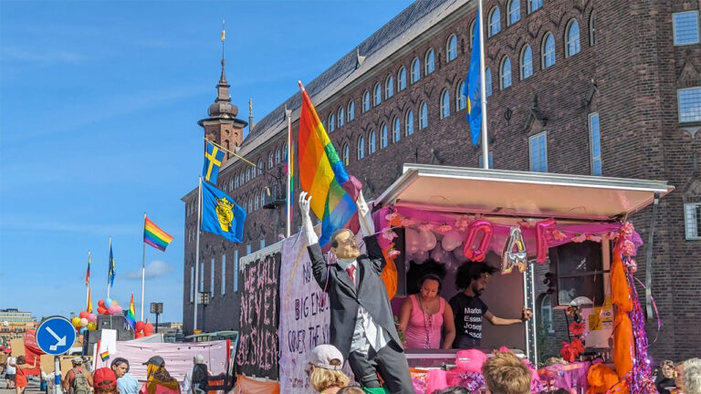 Erdoğan effigy resurfaces with rainbow flag at Stockholm Pride, Turkey condemns ‘heinous act’