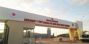 Ethical misconduct of prison psychologist questioned in Turkish detention facility