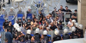 Unconstitutional blockade of Saturday Mothers’ vigil enters 24th consecutive week