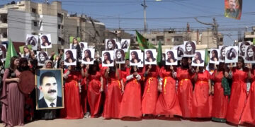 Syrian Kurdish women stand in solidarity with Iranian sisters