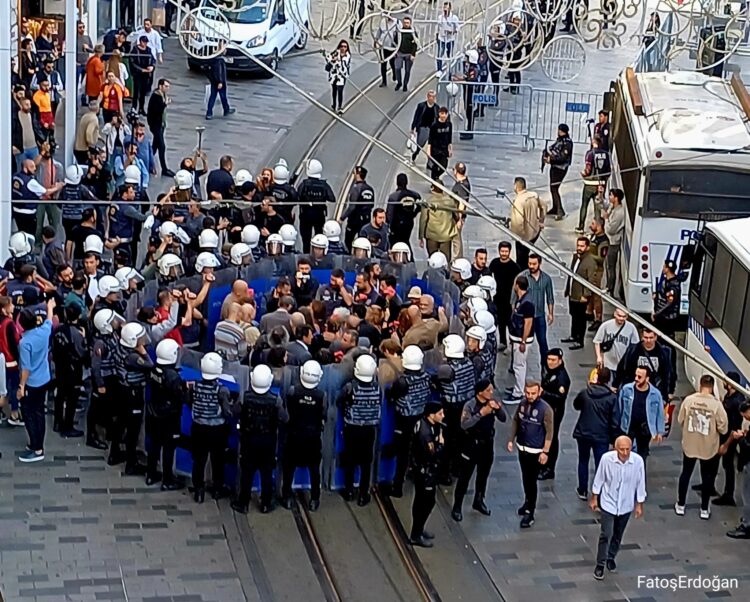 Defying court rulings, Turkish authorities once again detain Saturday Mothers, other protesters