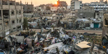 Gaza death toll reaches 22,000 under continued Israeli bombardment