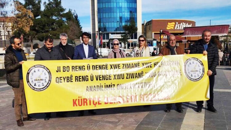 Call for middle school students to choose Kurdish among their optional courses