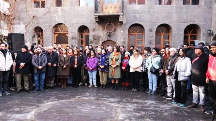 Artists, writers advocate for renewed peace talks, end to Kurdish conflict in Turkey