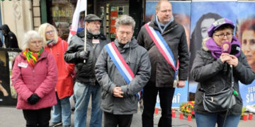 French politicians join vigil for slain Kurdish women on anniversary of Paris massacre