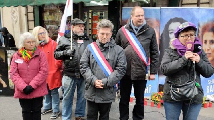 French politicians join vigil for slain Kurdish women on anniversary of Paris massacre