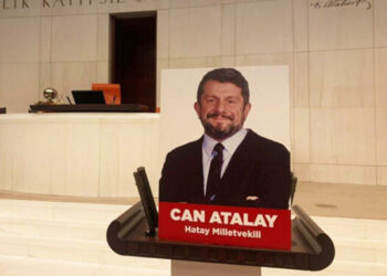 Opposition MP loses seat after Turkish government pushes for execution of verdict-reading in parliament