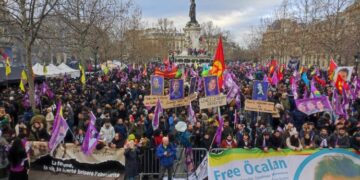 Kurdish protesters flood Paris streets, accuse France of protecting Turkey in activist murders