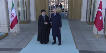 Iranian President Raisi in Ankara for twice-delayed meeting with Turkish President Erdoğan