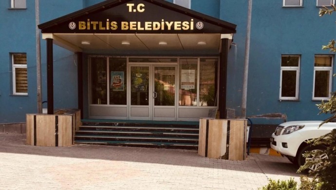 State-appointed trustee’s disposal of municipal assets in Turkey’s Kurdish cities questioned in parliament