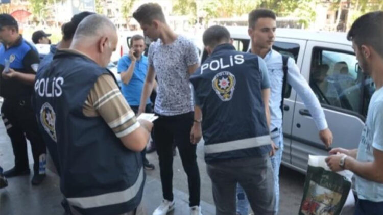 Turkey accused of forcibly relocating Syrian refugees