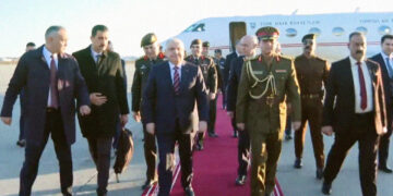 Turkish defence minister’s surprise trip to Iraq points to escalation of Kurdish conflict