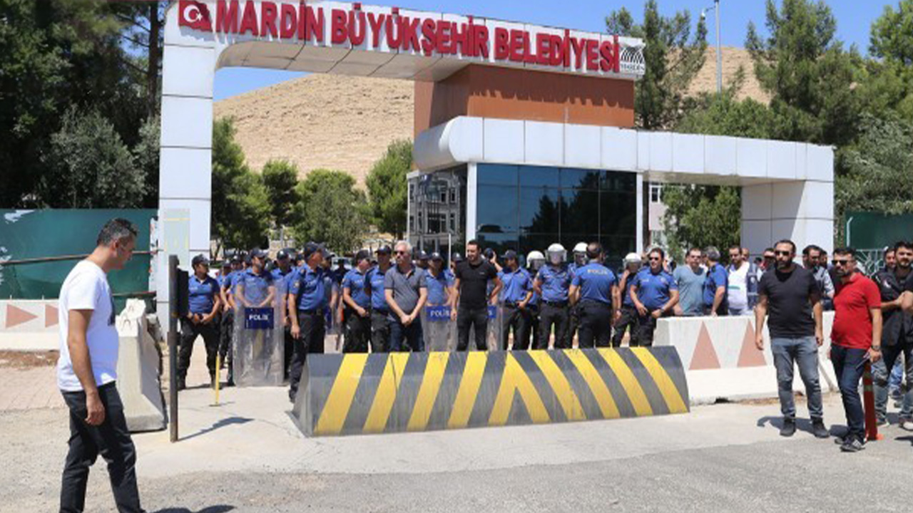 Mardin'de hükümetin atadığı yönetimin tartışmalı harcama meselesi gizlendi