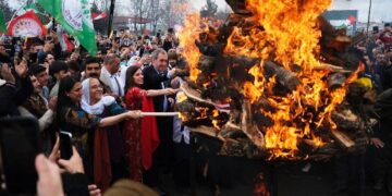 Kurdish politician blasts Turkey’s ‘Kurdish Hamas’ strategy at Batman Newroz event
