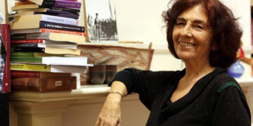 Detention of Turkish academic extended amid case secrecy