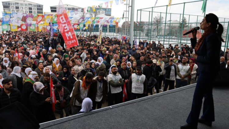 Tatvan Newroz declares intention to defeat warmongering policies at polls
