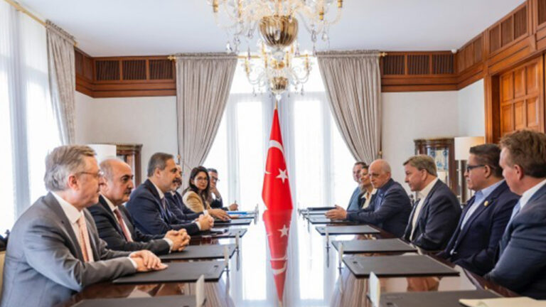 Peace not on agenda of US-Turkey talks in Ankara