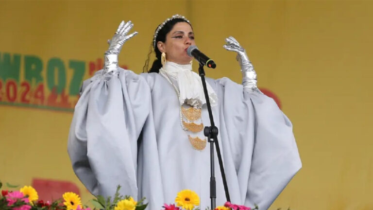 Emel Mathlouthi’s resilient performance lights up Diyarbakır’s Newroz celebrations