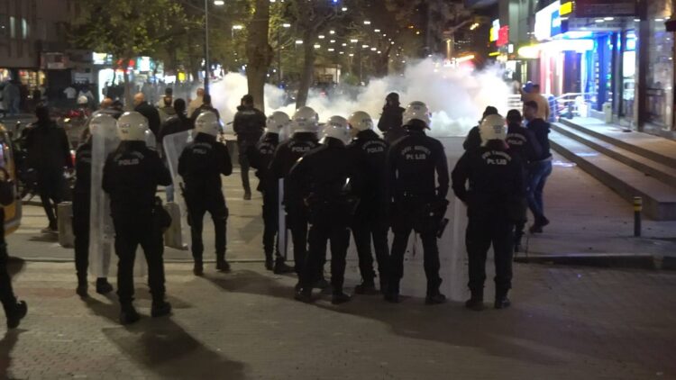 Turkey: Gathering bans, arrests, reports of police brutality amid protests in Kurdish cities