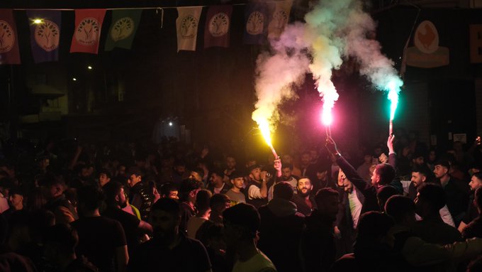 Pro-Kurdish party’s Abdullah Zeydan reinstated as mayor in Van amidst celebratory protests