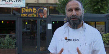Turkish police raid Kurdish-language cafe
