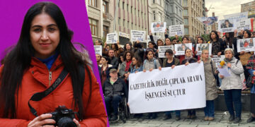 Journalists protest against strip searches as torture in Istanbul