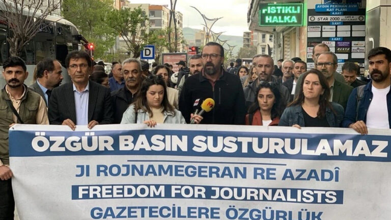 Journalists demand release of detained colleagues in Turkey on World Press Freedom Day
