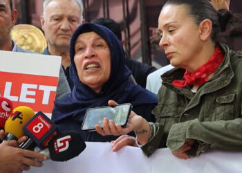 Kurdish mother’s plea for justice echoes outside Turkish Justice Ministry