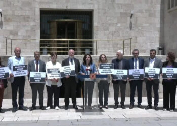 ‘Trusteeship is a coup’: Protests in solidarity with Hakkari held in Ankara and Istanbul