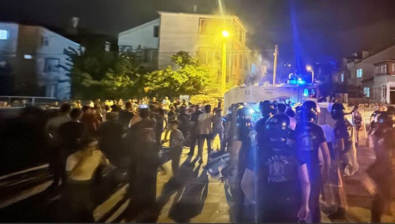 Riots erupt across Turkey targeting Syrian refugees, pogrom sparked in Kayseri