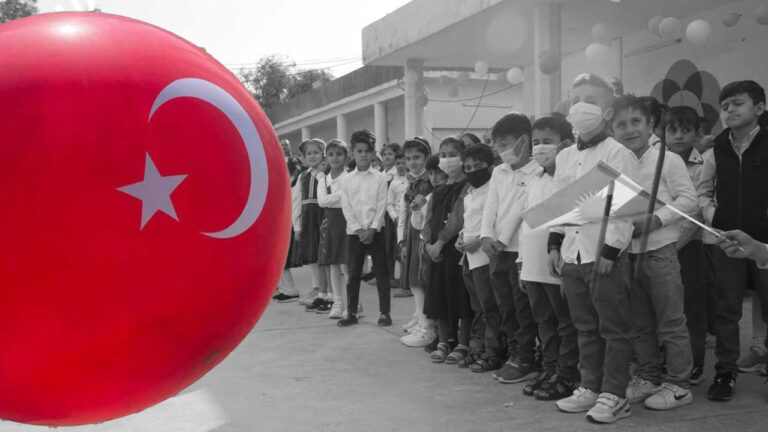 Protests after distribution of Turkish flag balloons to children in Duhok, KRI
