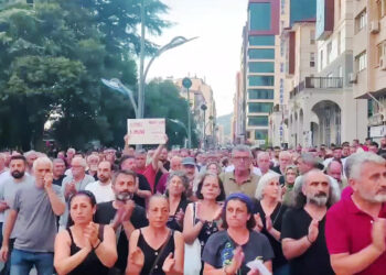 Thousands protest in Hopa for villager Reşit Kibar after fatal shooting