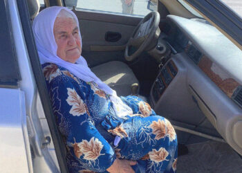 Disabled Kurdish woman, 82, released after over eight months in Turkish prison