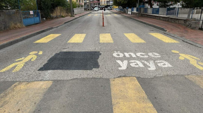 Kurdish language roadmarkings blacked out in Turkey’s Kurdish-majority Elazığ
