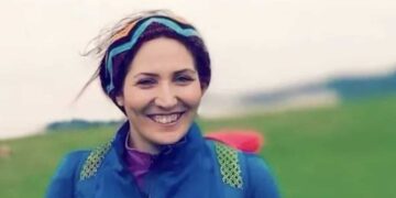 Iranian court overturns death sentence against activist Sharifeh Mohammadi