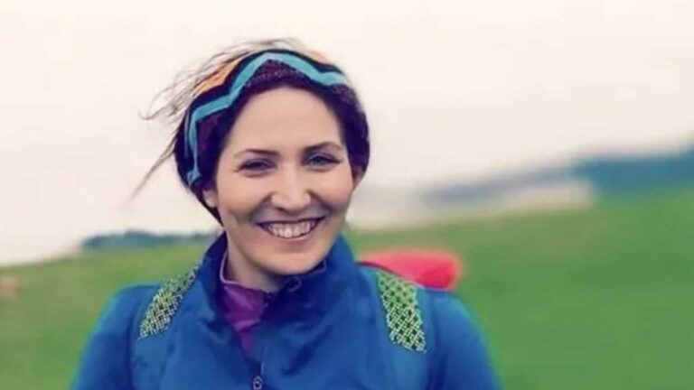 Iranian court overturns death sentence against activist Sharifeh Mohammadi