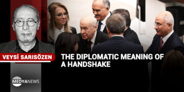 The diplomatic meaning of a handshake