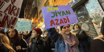 Women’s rights protesters in Turkey face police crackdown, mass detentions