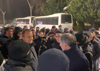Turkish authorities remove joint mayors in Van’s Bahçesaray municipality raid
