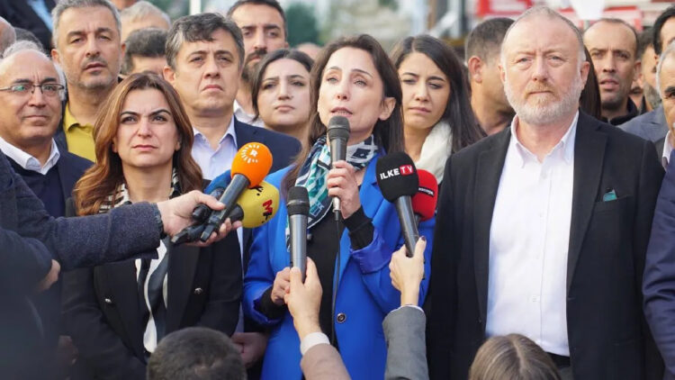 Hatimoğulları urges unity against trustee appointments in Turkey