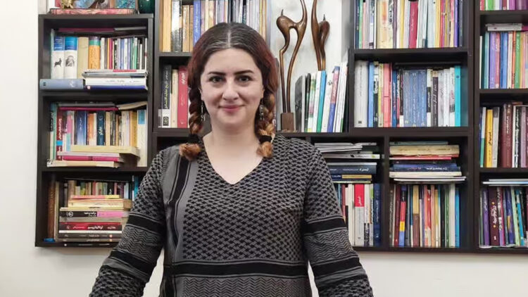 Kurdish journalist Jina Muderîs Gurcî returns to prison, vows to remain hopeful