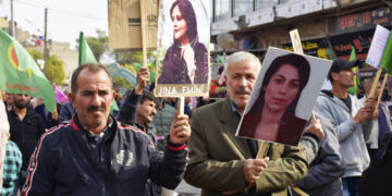 North and East Syria: Men march to condemn violence against women