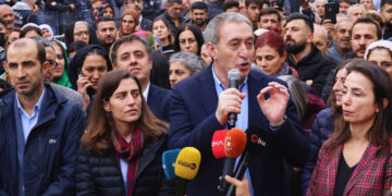 Hopes of peace talks dashed: Kurdish leaders accuse Turkish govt of ‘liquidation’ plot in trustee appointments